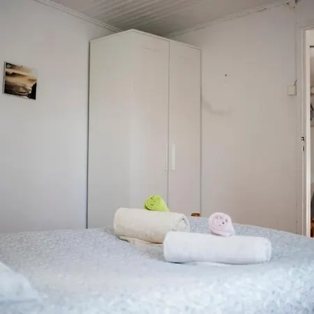 Estudios Lagido - Peniche Surf Camp Working Space & Surf Ferrel