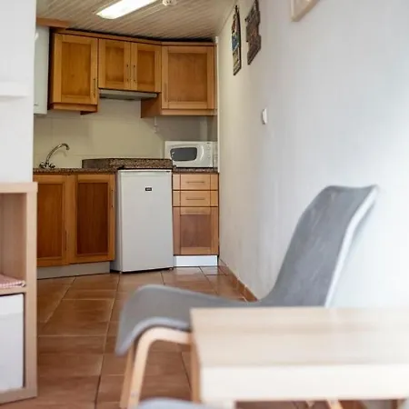 Estudios Lagido - Peniche Surf Camp Working Space & Surf