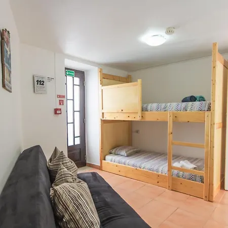 Estudios Lagido - Peniche Surf Camp Working Space & Surf 페렐