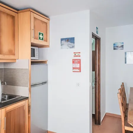 Estudios Lagido - Peniche Surf Camp Working Space & Surf Apartman