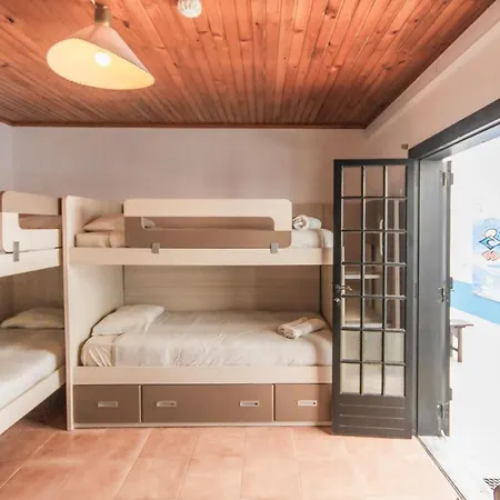 Estudios Lagido - Peniche Surf Camp Working Space & Surf 페렐