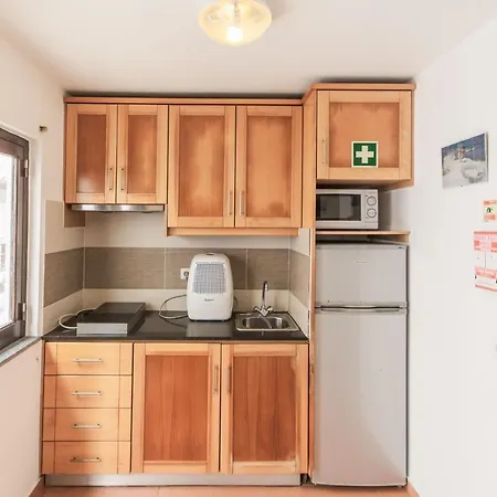 Estudios Lagido - Peniche Surf Camp Working Space & Surf Apartman *