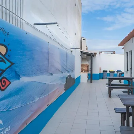 Estudios Lagido - Peniche Surf Camp Working Space & Surf Apartman