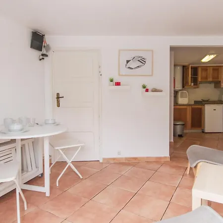 Estudios Lagido - Peniche Surf Camp Working Space & Surf *