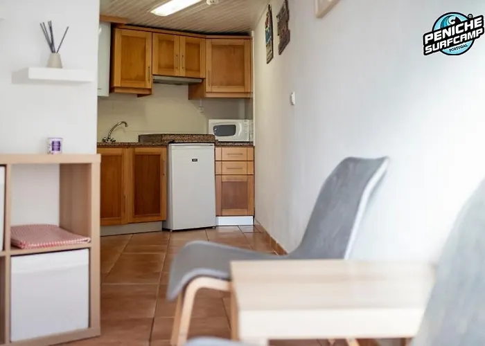 Estudios Lagido - Peniche Surf Camp Working Space & Surf