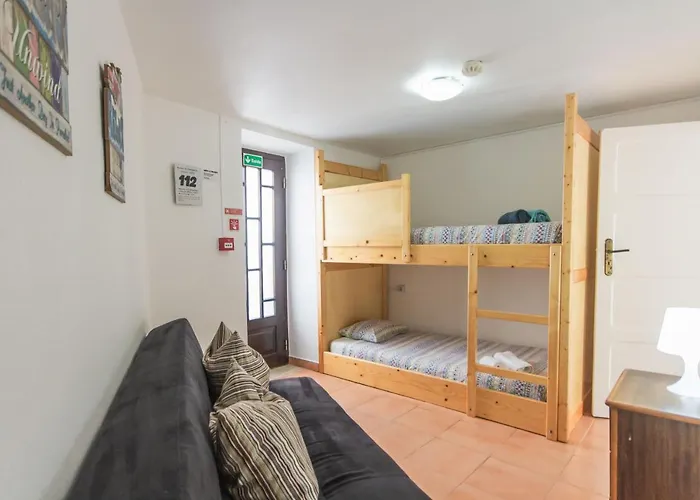 Estudios Lagido - Peniche Surf Camp Working Space & Surf Ferrel (Leiria)