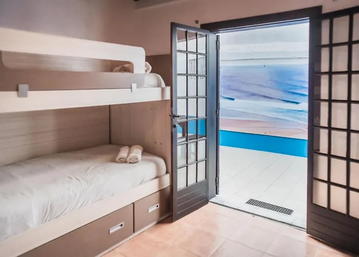 Estudios Lagido - Peniche Surf Camp Working Space & Surf