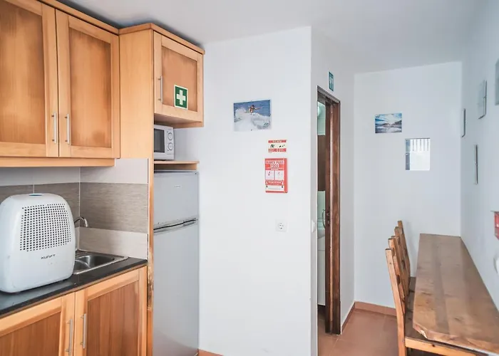 Estudios Lagido - Peniche Surf Camp Working Space & Surf Daire